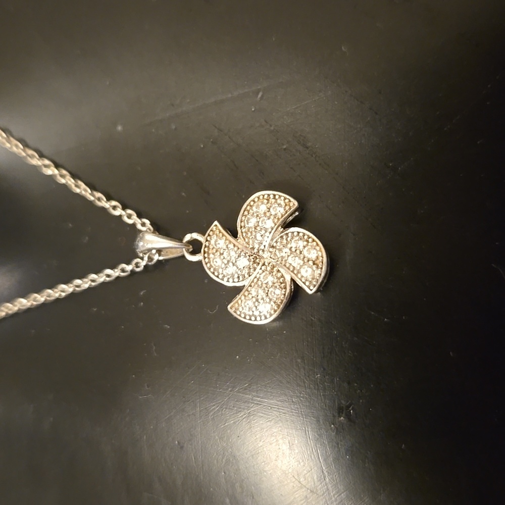 925 sterling silver pinwheel necklace - Picture 2 of 4